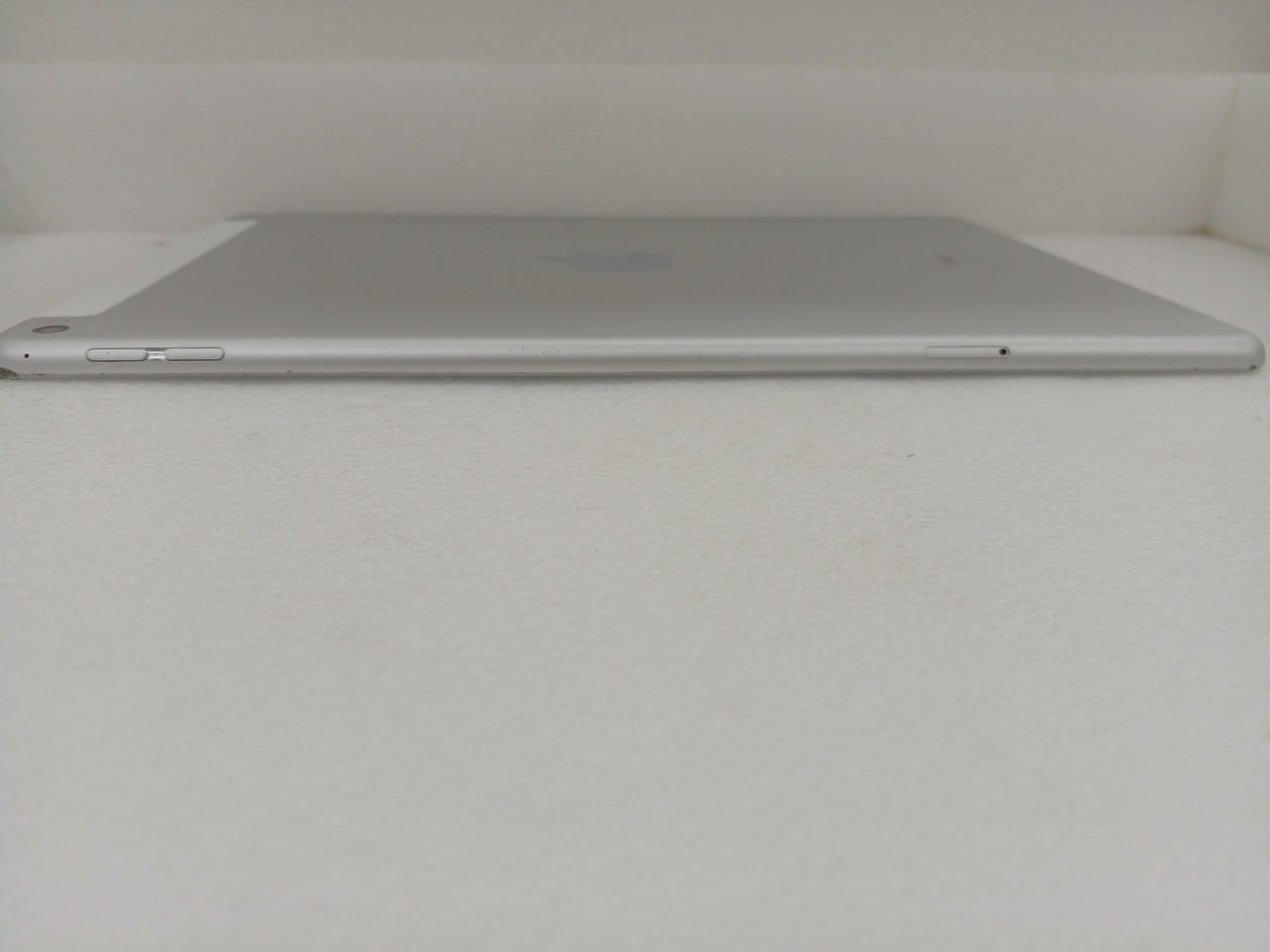 Apple iPadとiPhone ジャンク品　山売り 故障 iPad買取専門【ジャンクバイヤー for iPad】ジャンク品