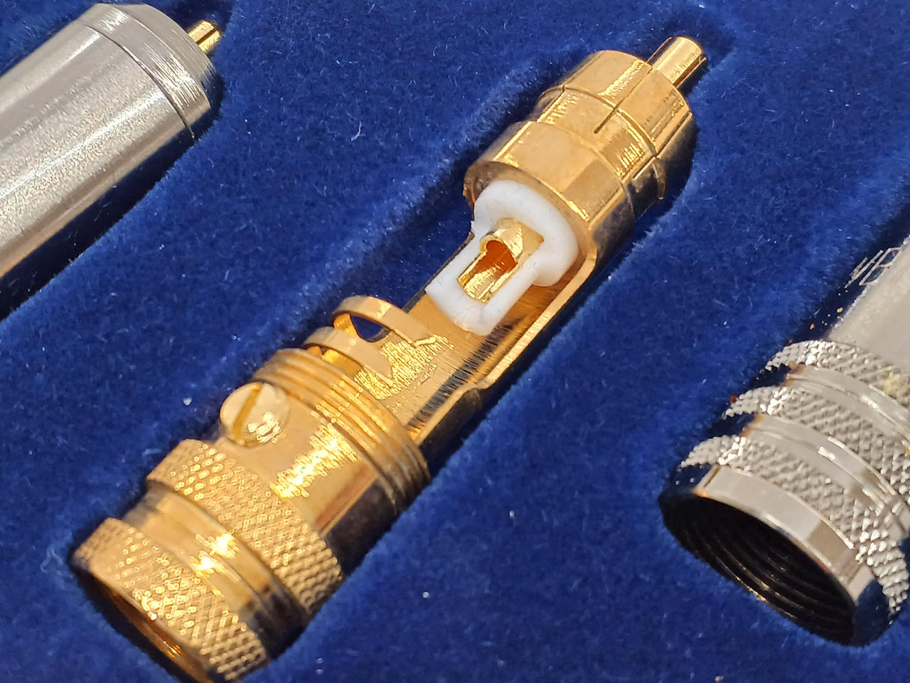 中古 旧品 【WBT0645】 バナナプラグ 中古 旧品 【WBT0645】 バナナプラグ 中古 旧品 【WBT0645