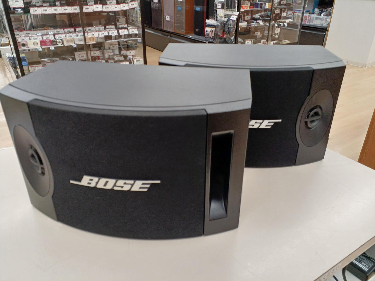 【格安現状品】BOSE スピーカー 201V Bose(ボーズ) ／ 201V （ブラック／2台セット） スピーカー