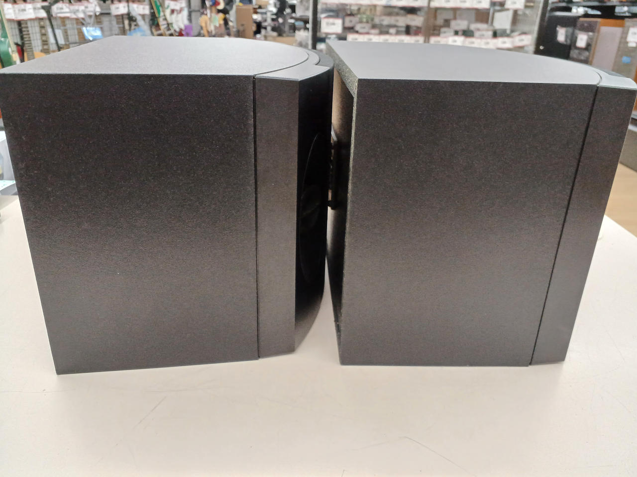 Bose 201V Speaker  右スピーカーのみジャンク Bose 201V Speaker 右スピーカーのみジャンク BOSE スピーカー