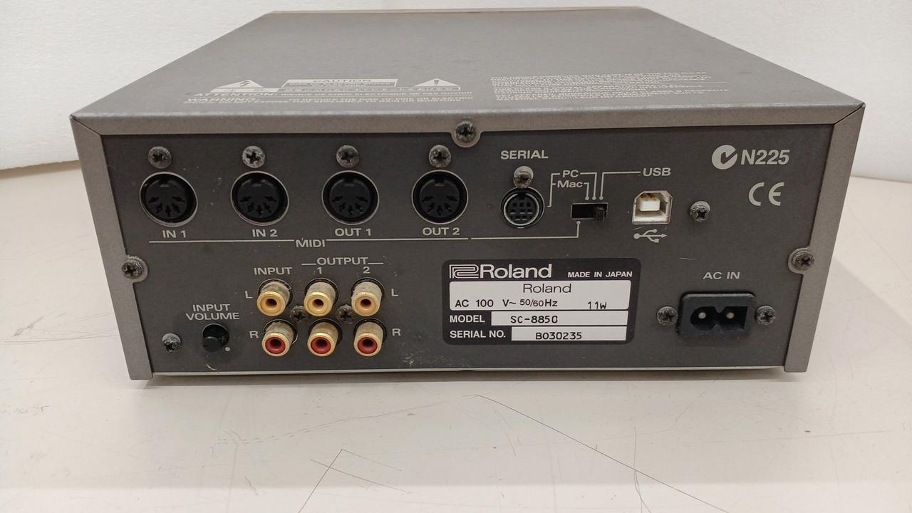 Roland ローランド　SC-8850 音源モジュール Roland SC-8850 音源モジュール Sound Module - メルカリ