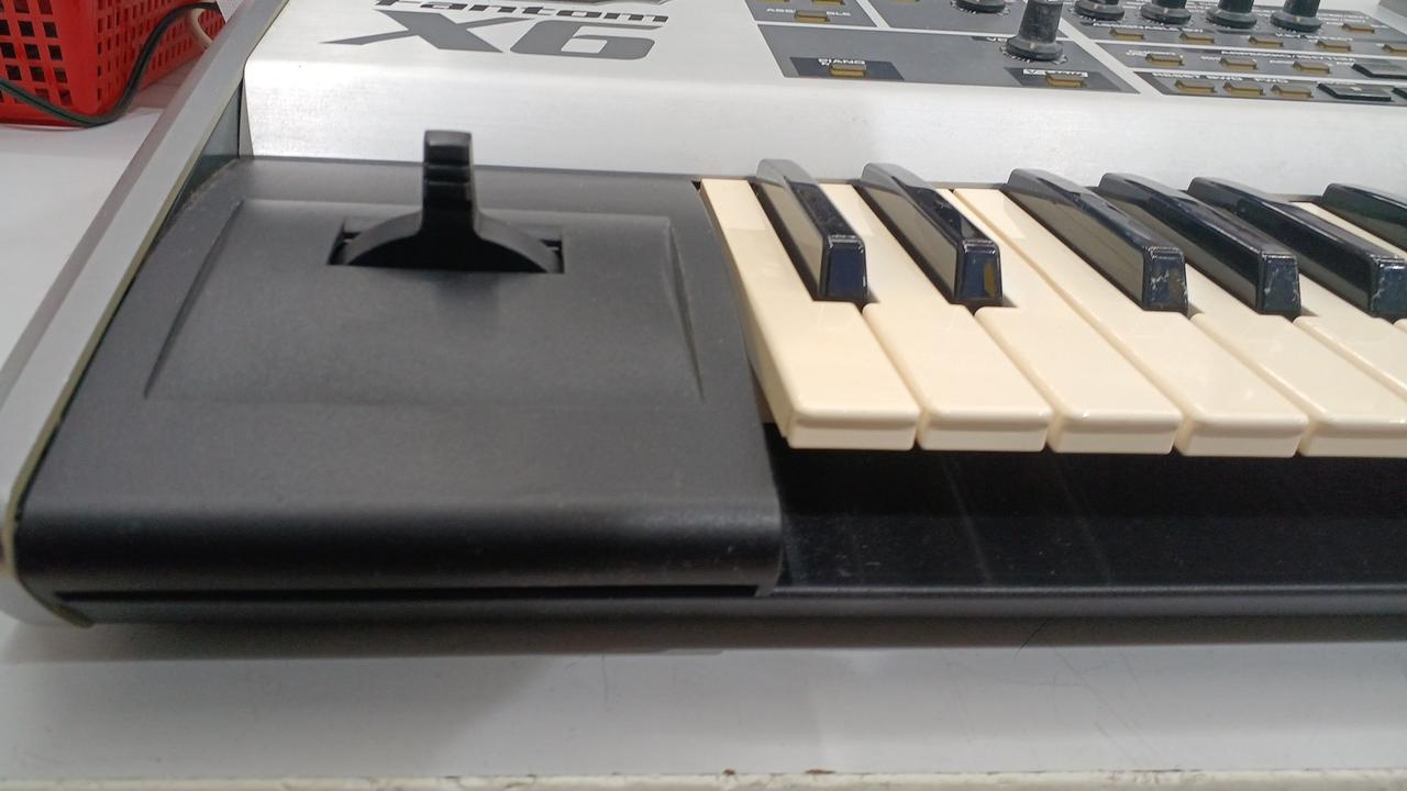 ROLAND|※ジャンク・店頭受け取りのみ※シンセサイザー|【ハードオフ公式 