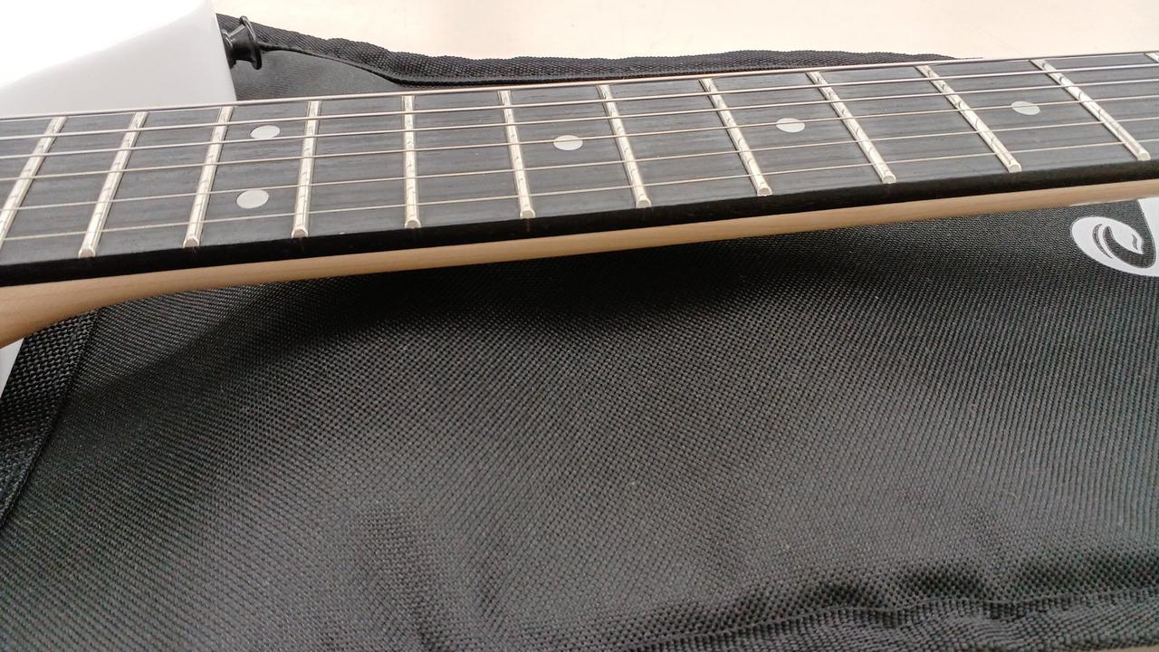 フレットほとんど減っていません