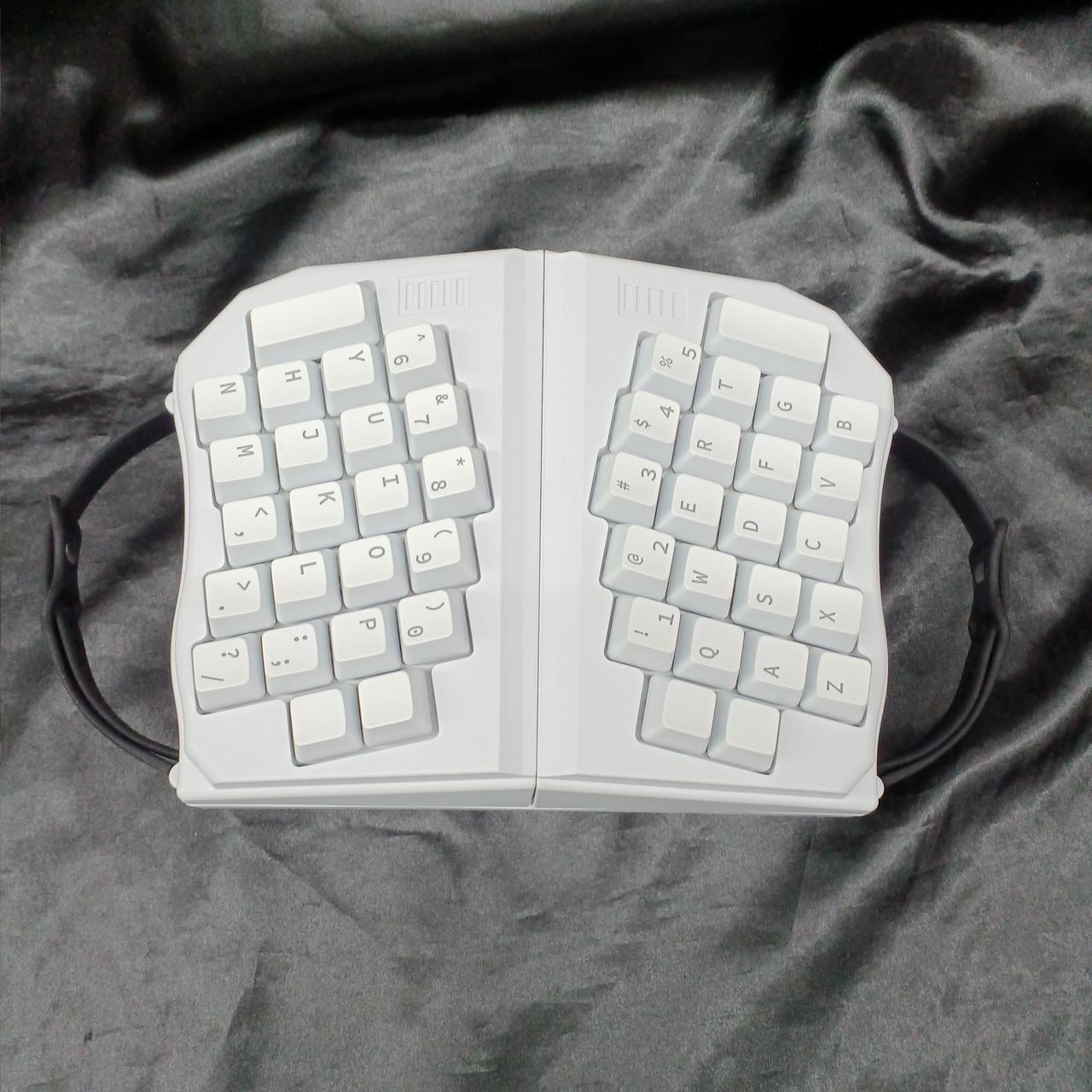 キーボード GrabShell DBI-GSV001 [MOON] DOTBRAVO|GRABSHELL DBI-GSV001 [MOON]|HARDOFFオフモール