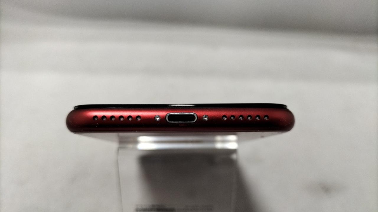 コンピュータ・IT iPhone se 初代iPhone SEが5,980円！Cランクが大量入荷 （取材中に見つけた