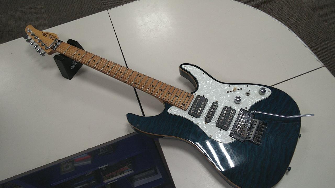 シェクター SCHECTER エレキギター ストラト 美品 付属品多数 シェクター(SCHECTER)|エレキギター|HARDOFFオフモール（オフモ