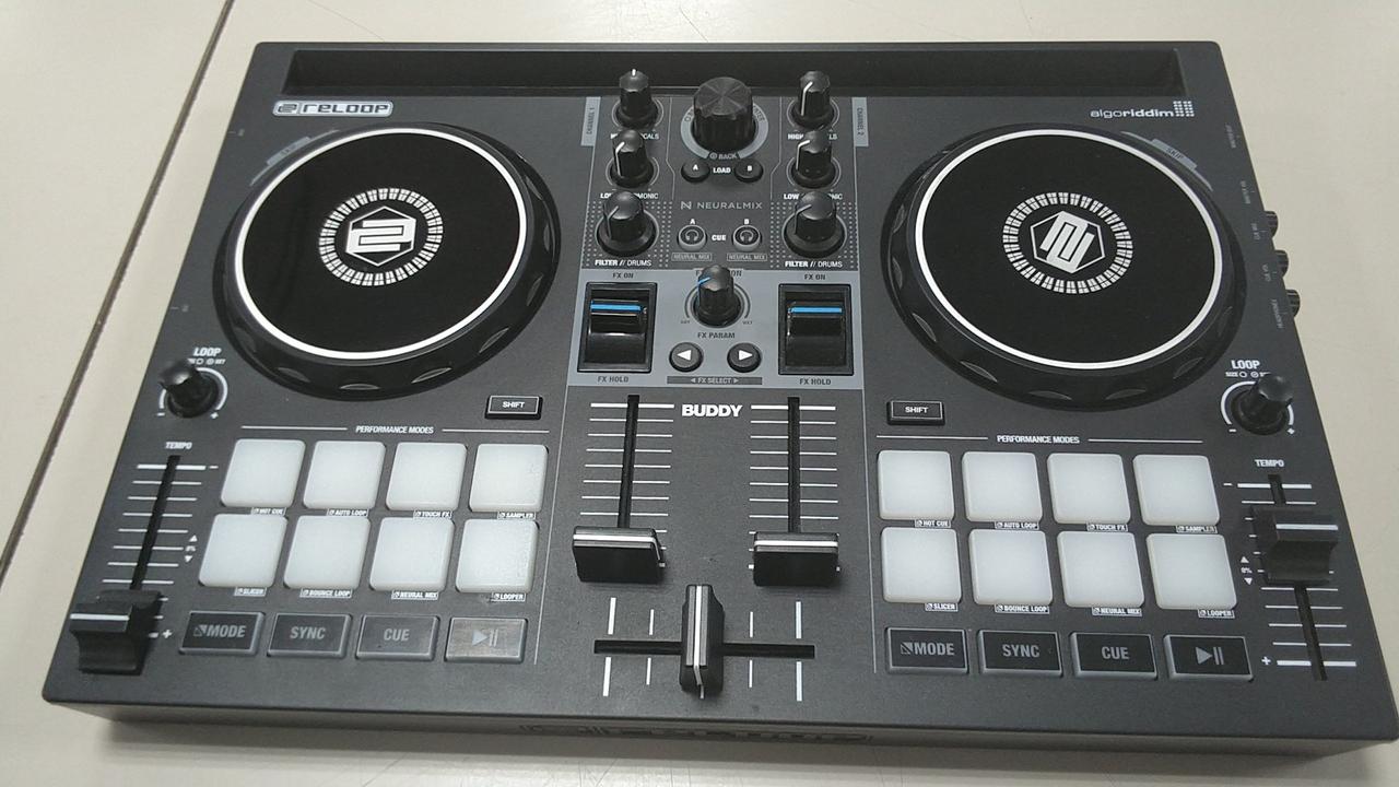 Reloop リループ Buddy DJコントローラー reloop BUDDY 【djay対応2チャンネルDJコントローラー