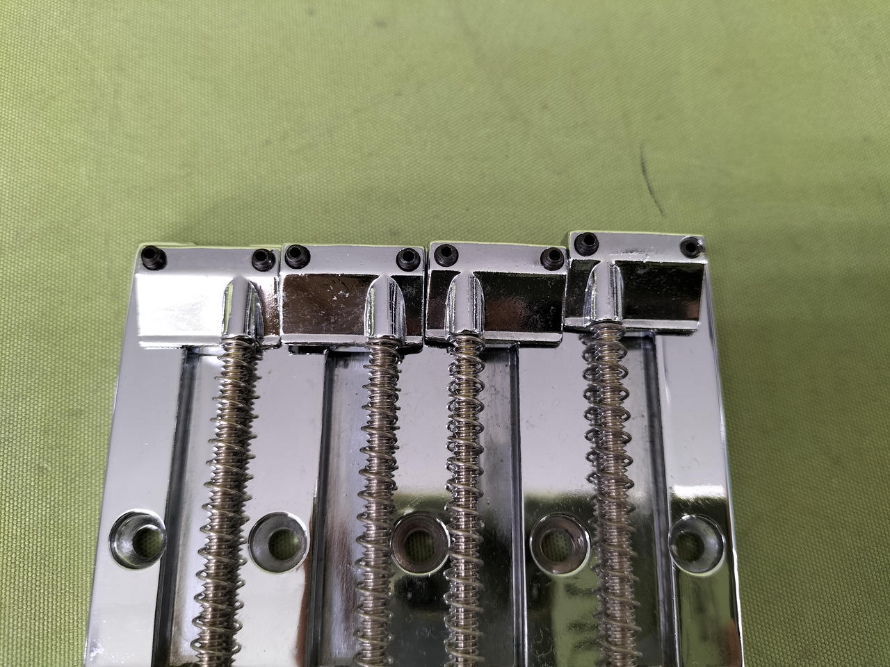 BADASS BASS II エレキベース ブリッジ BADASS BASS II エレキベース用ブリッジ BADASS BASS II エレキベース