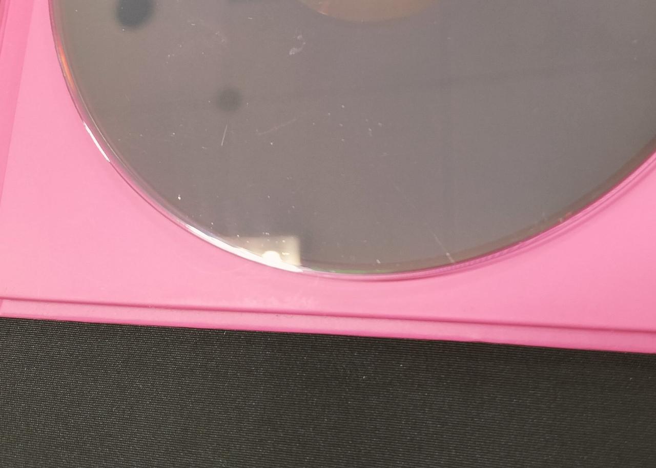 細かなキズあり