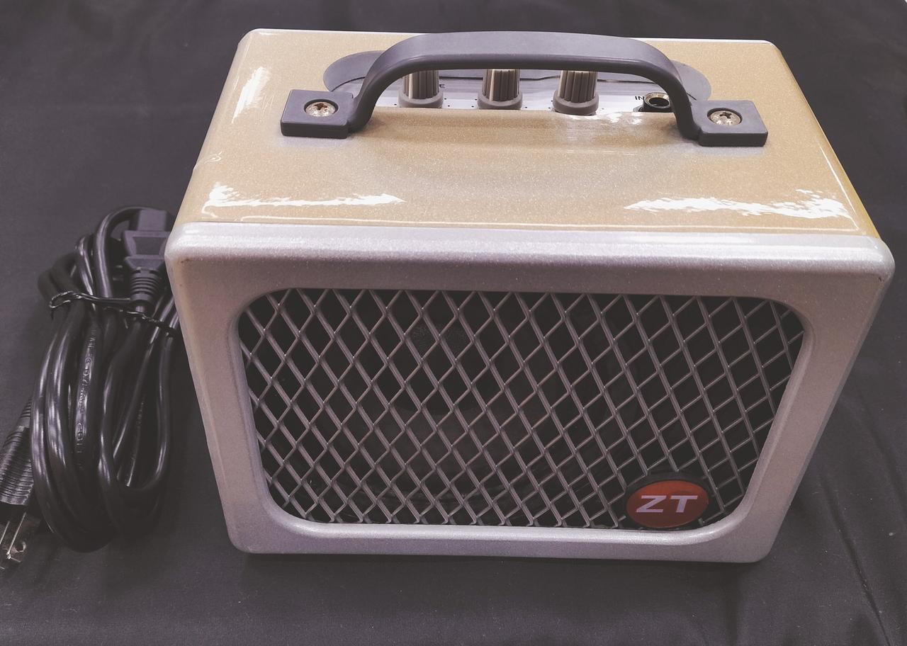 外装変色しています。