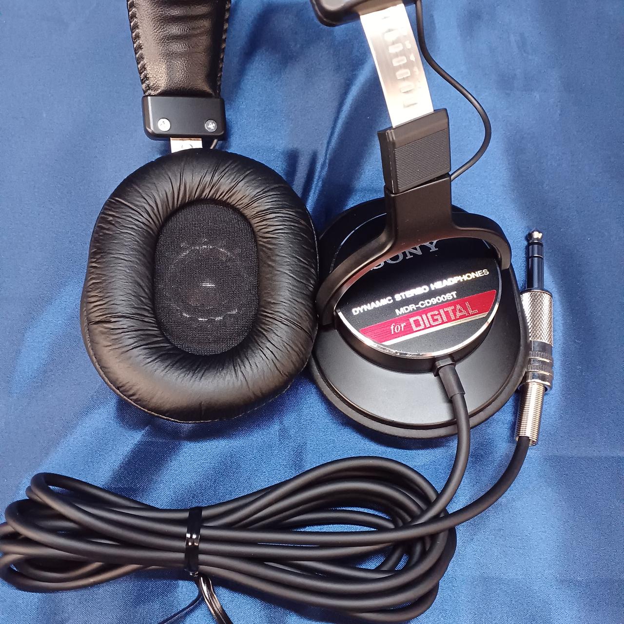 SONY MDR-CD900ST 新品未使用 スタジオ用モニターヘッドホン | ソニー・ミュージック