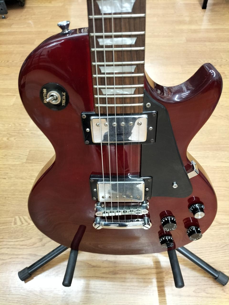 値下げジャンク品　エレキギター　Epiphone レスポールタイプ GIBSON Gibson(ギブソン) / エレキギター/レスポールタイプ/黒系/HH