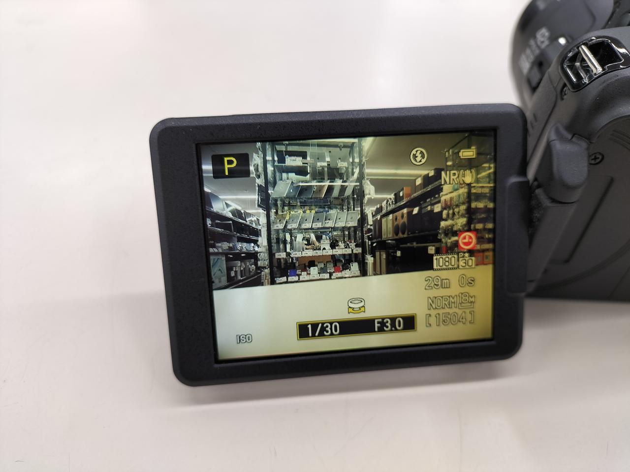 ※液晶右側ヤケあり