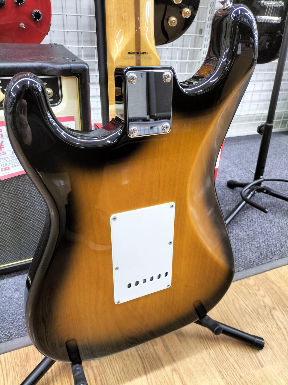 ノーブランド ストラトタイプ 2TS 中古 フェンダー(FENDER