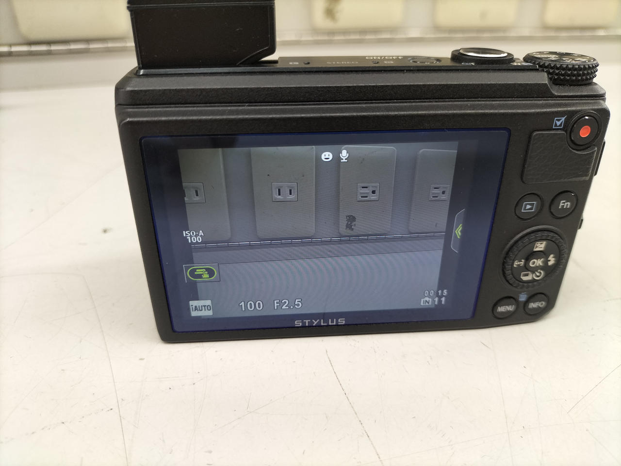 現状品！OLYMPUS ｕ-10 DIGITAL デジカメ オリンパス、生活防水のコンパクトデジカメ「μ-10 DIGITAL」