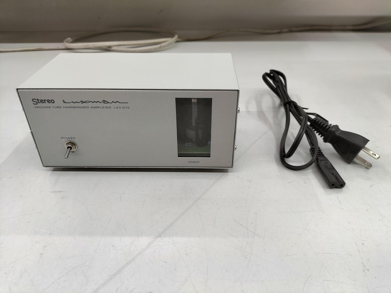 真空管ハ-モナイザ-LXV-OT6 連続可変コントローラー搭載、高S/N、高解像度で音楽に色付けを
