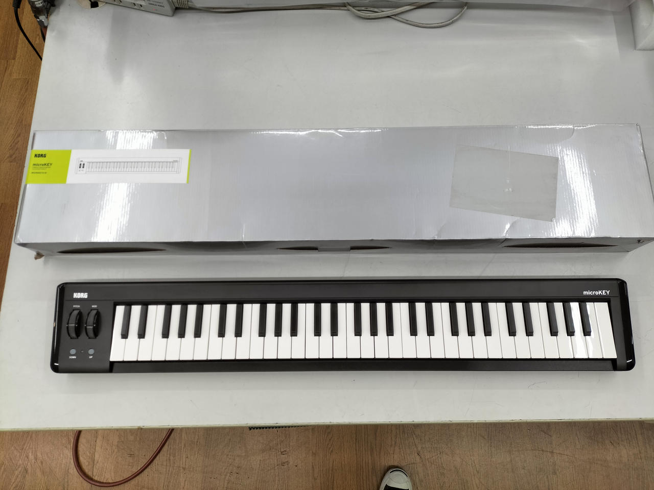 【美品】コルグ　KORG MIDIキーボード microKEY-37 Amazon | KORG コルグ USB MIDI キーボード microKEY-37BKRD