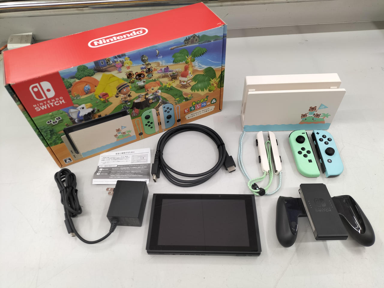 箱あり！あつまれどうぶつの森モデルのSWITCH！