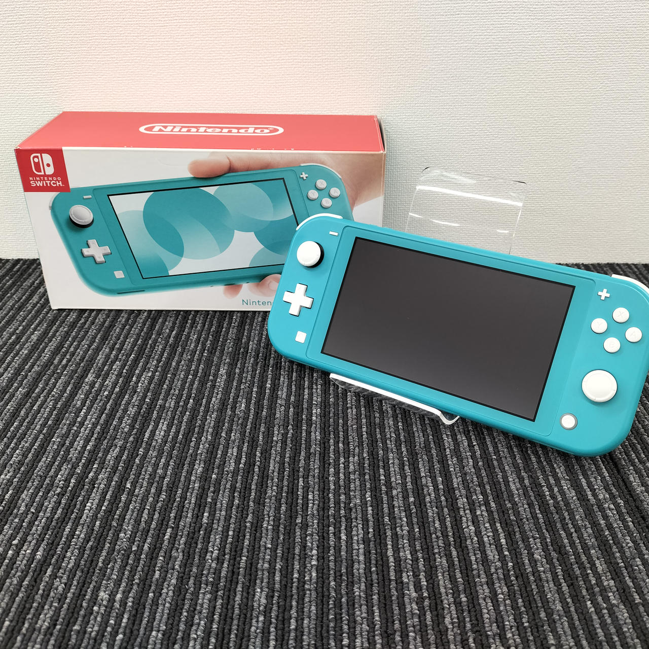 SWITCH LITE本体