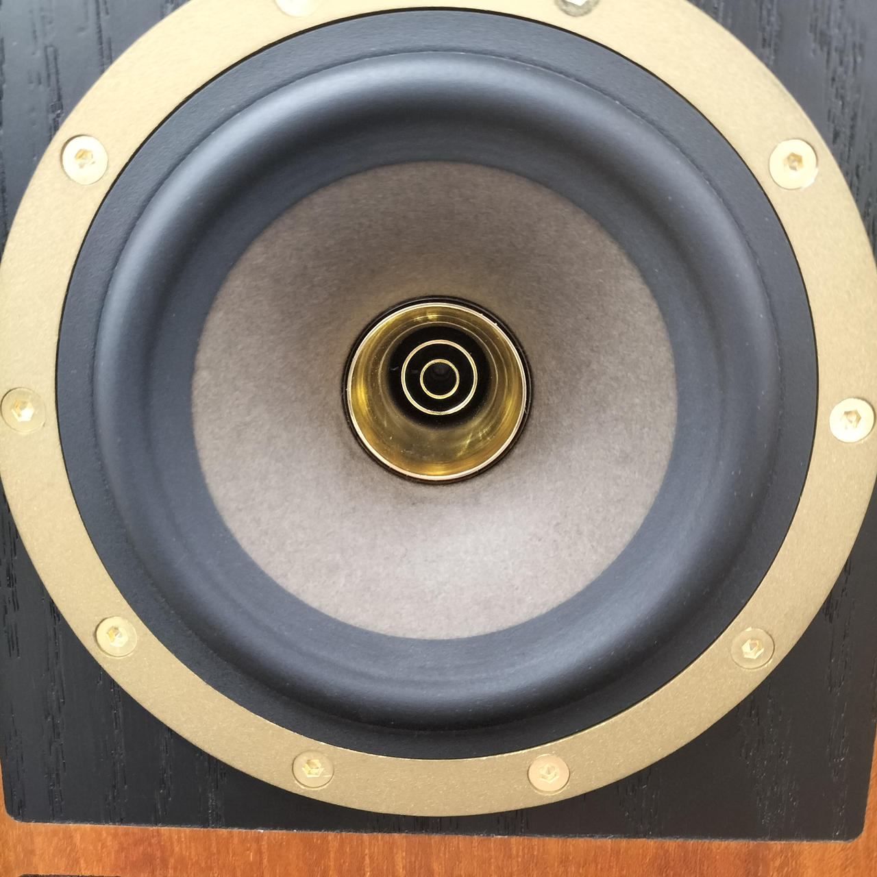 R*o様 【美品】TANNOY タンノイ/Autograph mini 高級スピ 極小にて至高のタンノイ生まれながらの銘品「Autograph mini/GR