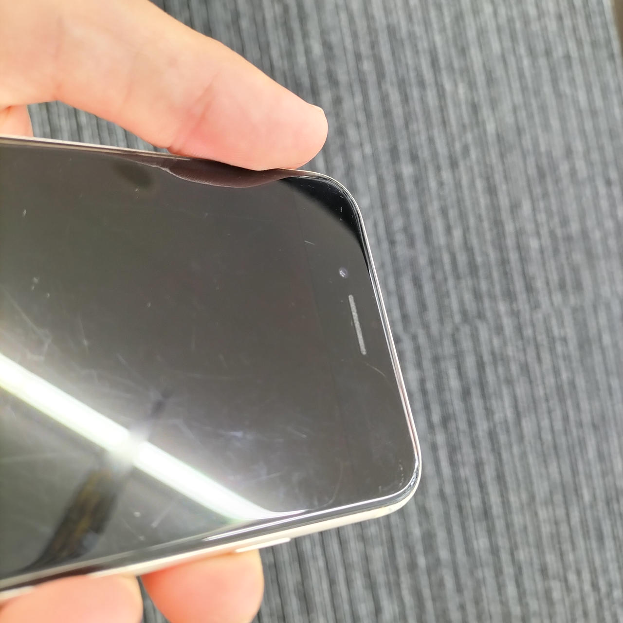 傷あり　Apple iPhone SE 64GB Apple iPhone SE 64GB Space Grey, Unlocked C - CeX (UK