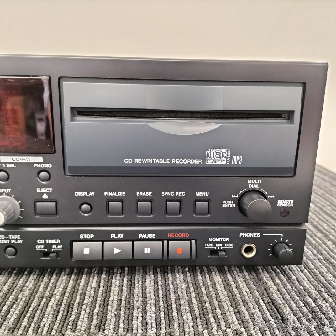 訳あり品 tascam cc-222 カセット、cd再生OK、録音が高音でない。 訳あり品 tascam cc-222 カセット、cd再生OK、録音が高音でない