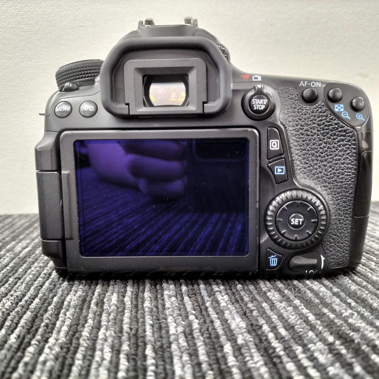 CANON|【ボディのみ】EOS 70D|【ハードオフ公式通販】オフモール