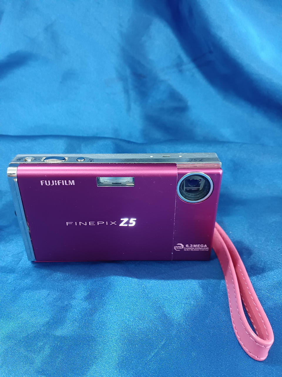 yr　富士フィルム FinePix Z5 コンパクトデジタルカメラ FUJIFILM | 企業情報 | ニュースリリース | 高感度スリム