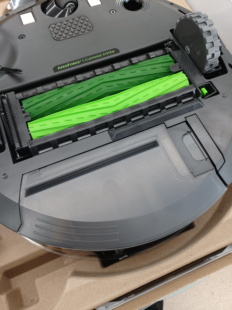 ルンバiRobotルンバi3使用少ない美品 ルンバ i3 (公式整備済リユース品） | アイロボット公式