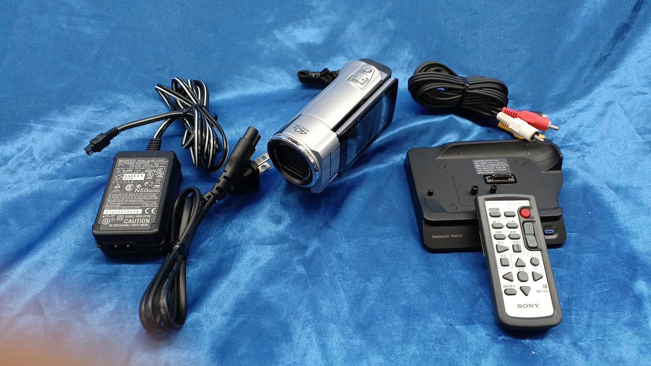 ソニー　HDDビデオカメラ　SR7 美品！ SONY ソニー ビデオカメラ ハンディカムHDR-SR7 SONY HDR-SR7