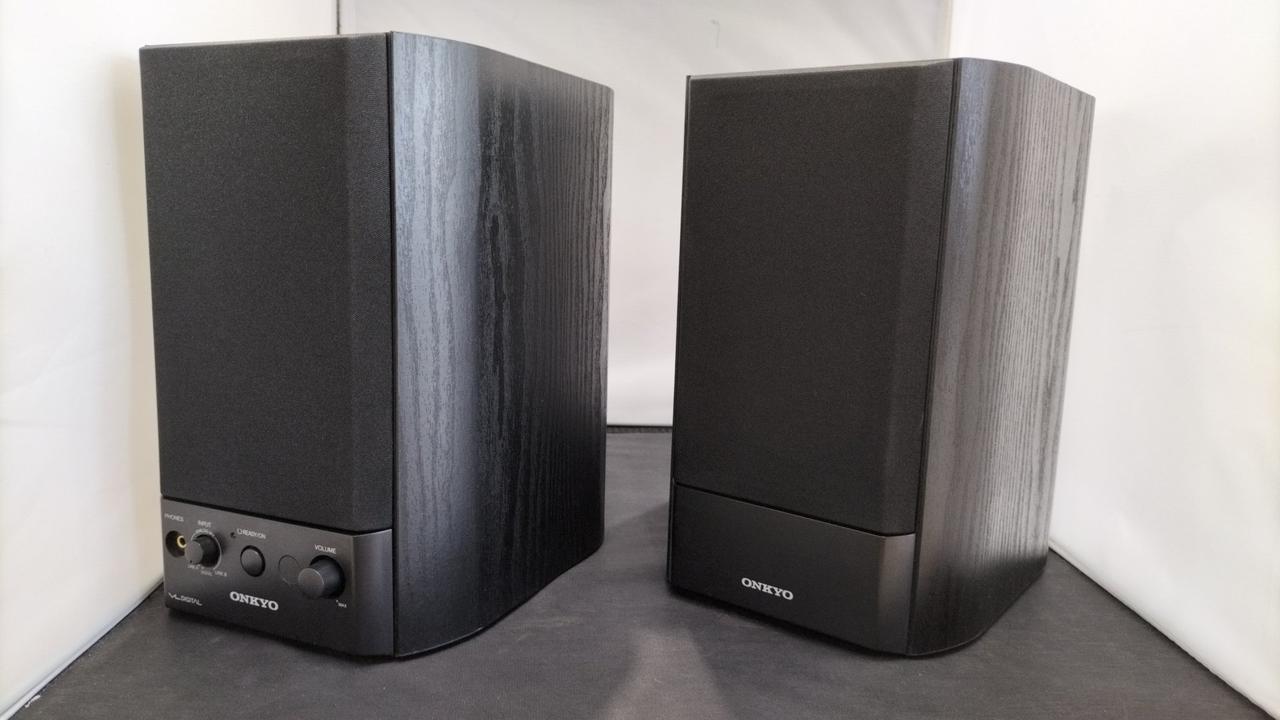 ONKYO GX-500HD パワードスピーカー Amazon.co.jp: ONKYO WAVIO パワードスピーカーシステム 40W+40W