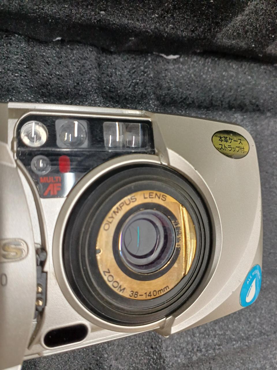 ファインダー付近スレキズあり