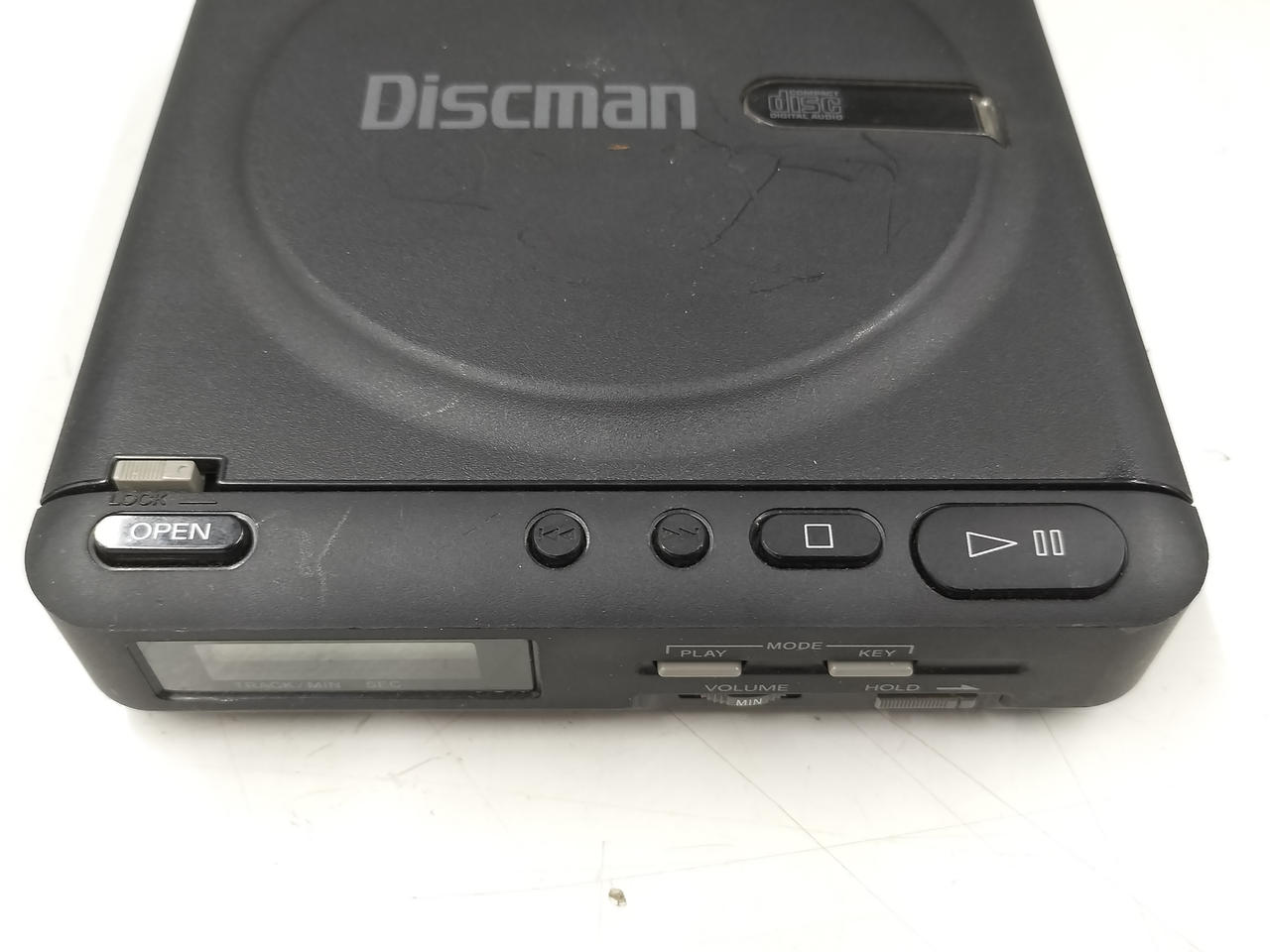 SONY ポータブルCDプレーヤー AC-D50　ジャンク品 SONY ポータブルCDプレーヤー AC-D50 ジャンク品 ジャンク