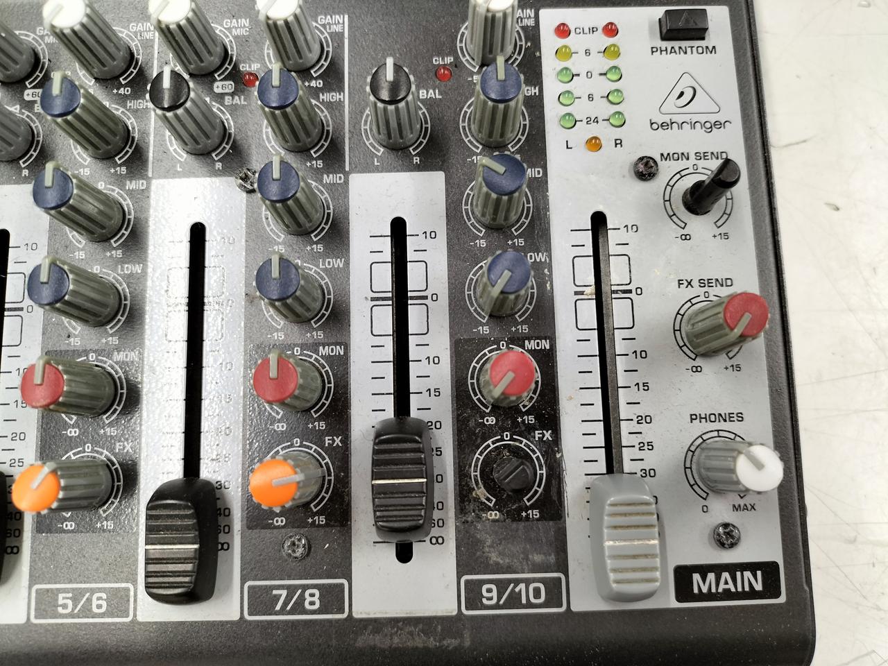 オーディオミキサー　アナログミキサー　4台セット　ジャンク オーディオミキサー アナログミキサー 4台セット ジャンク BEHRINGER