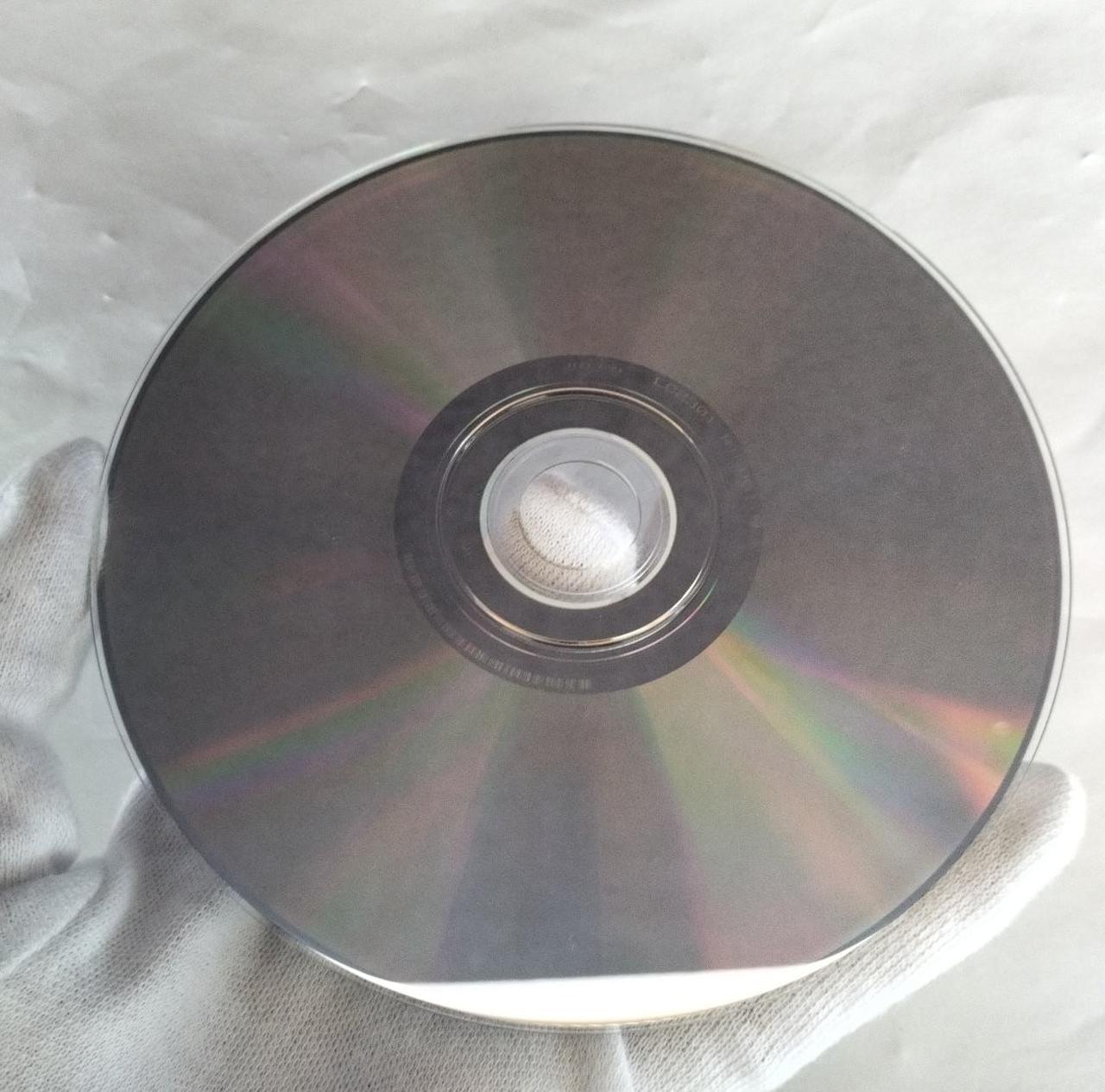 1の裏面少しキズあり