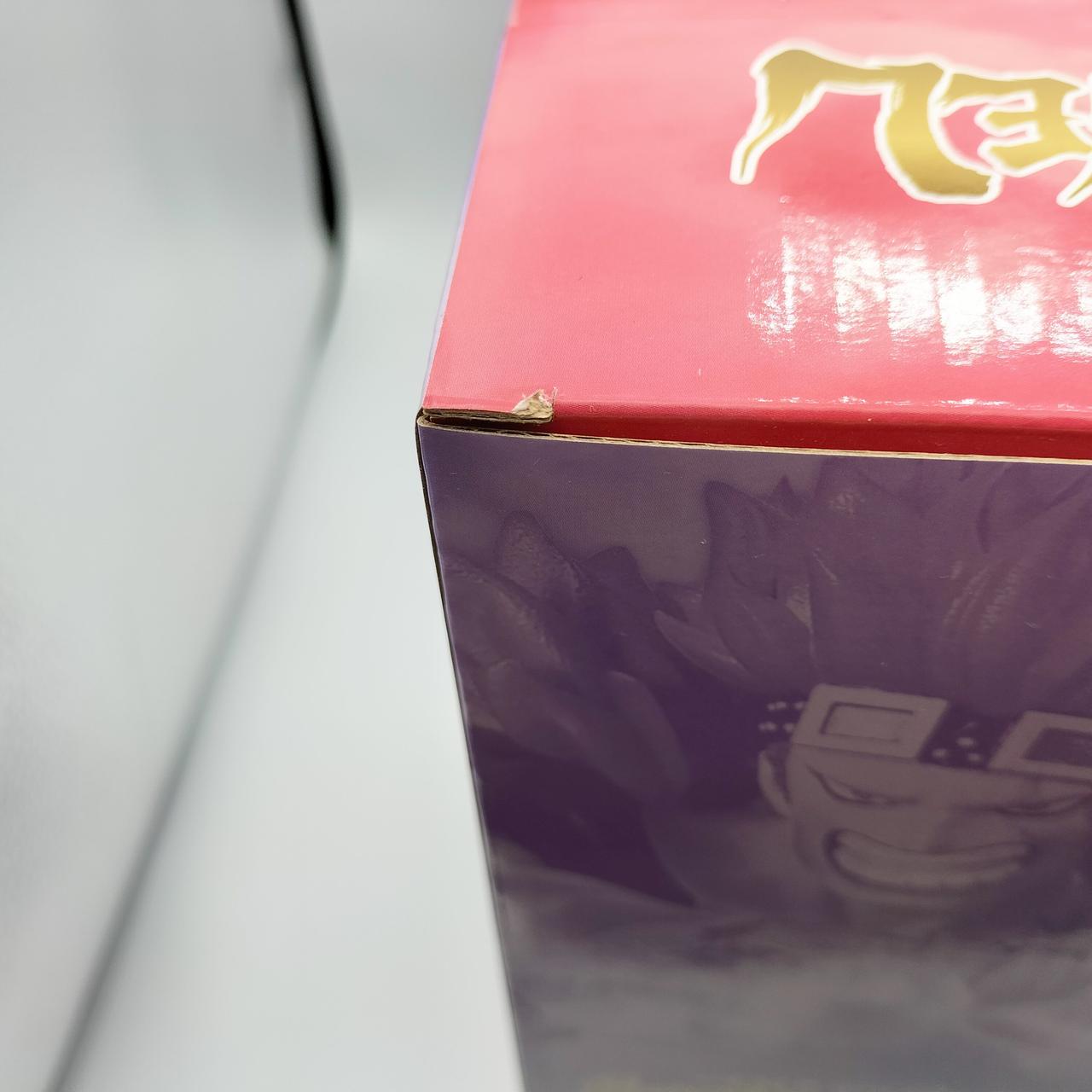 小さい剥がれあり