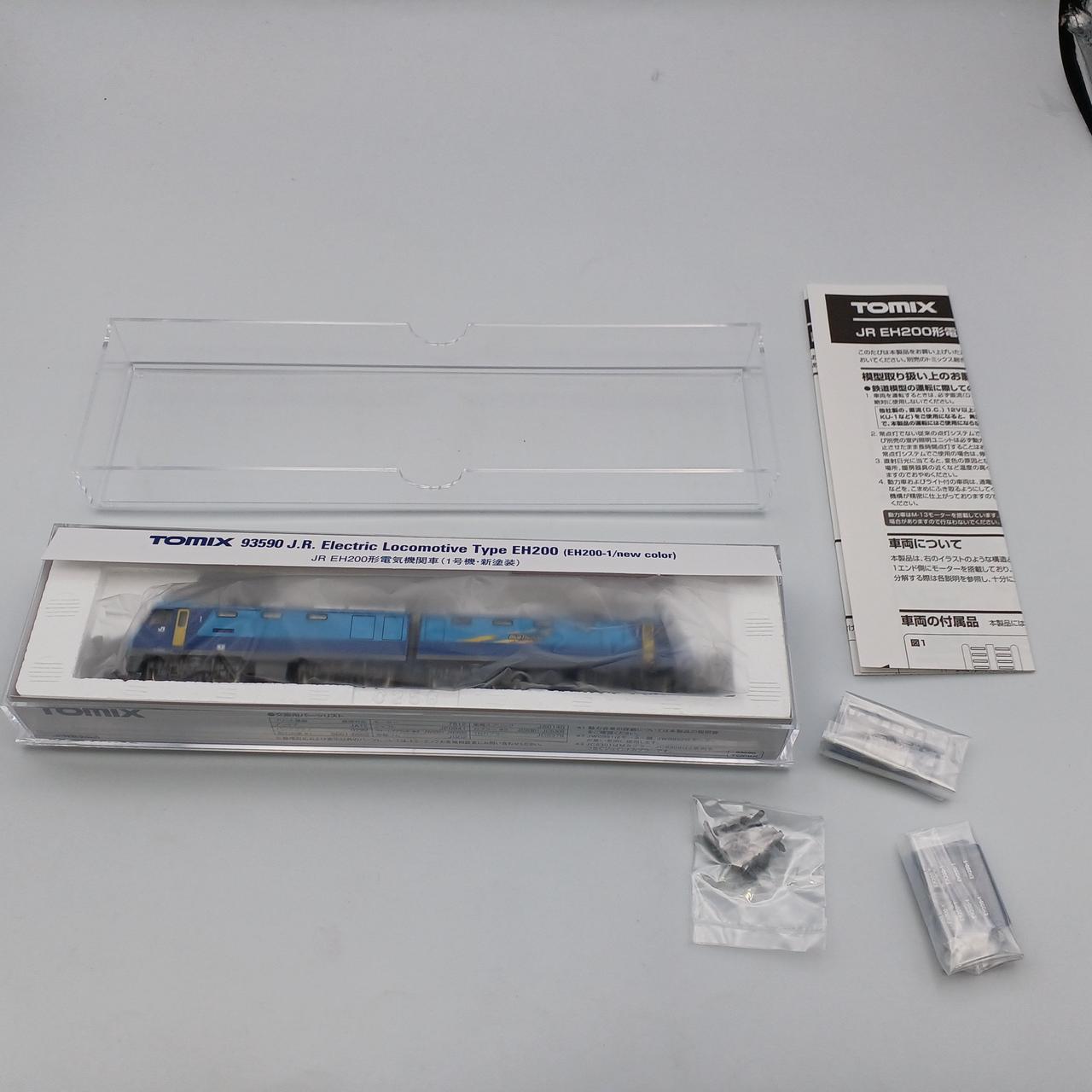 本体目立ったキズもなくキレイです。