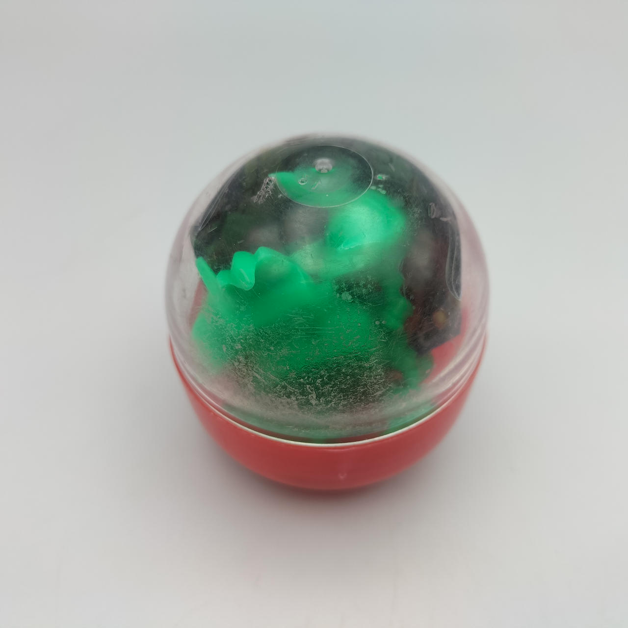 本体、未切断です。