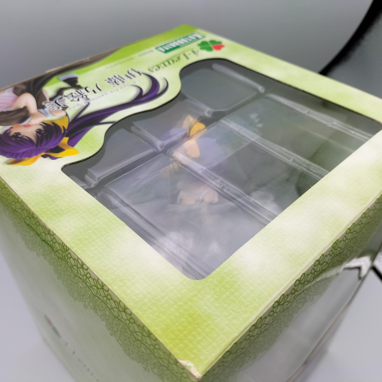 箱に少しイタミあり