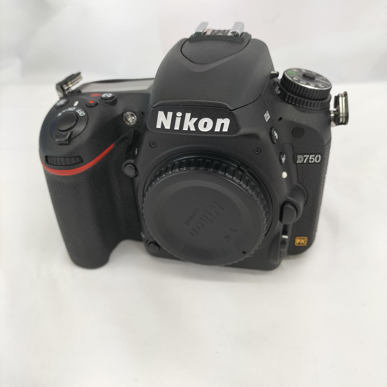 【美品】ワンオーナー ニコンNikon D750 デジタル一眼レフカメラ 美品】Nikon デジタル一眼レフカメラ D750 ボディ(シャッター