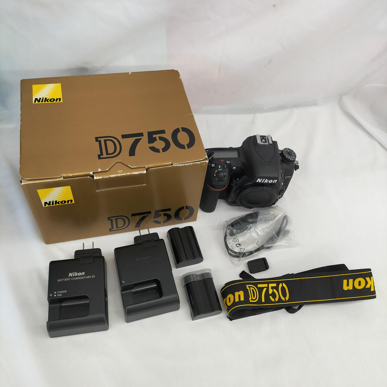 Nikon D750  フルサイズ シャッター交換機関極上　美品 Original For Nikon D750 Camera Shutter unit Blade Box