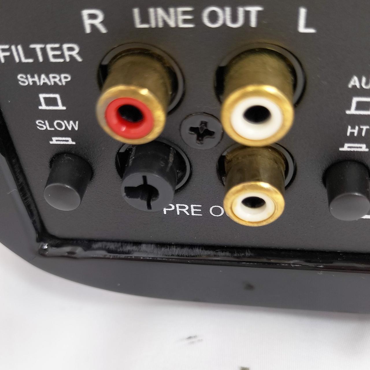 PRE  OUTの端子が破損
保証外です