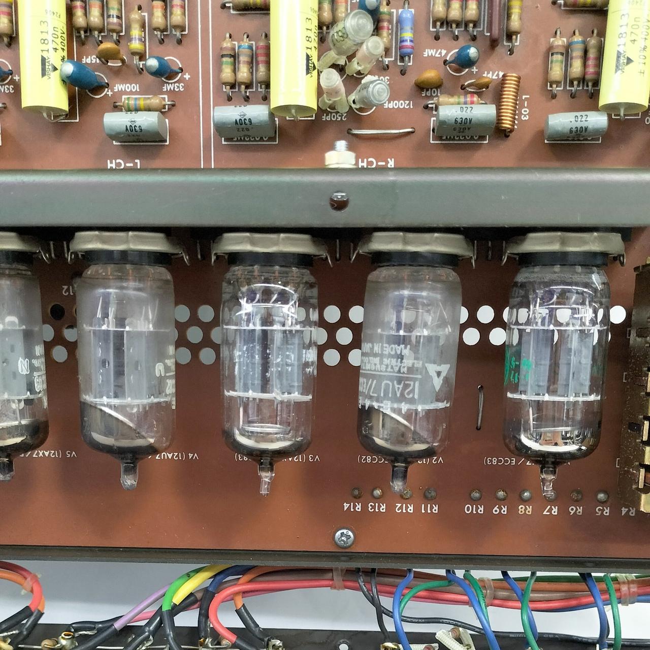 右端はGE製
他は松下製です。