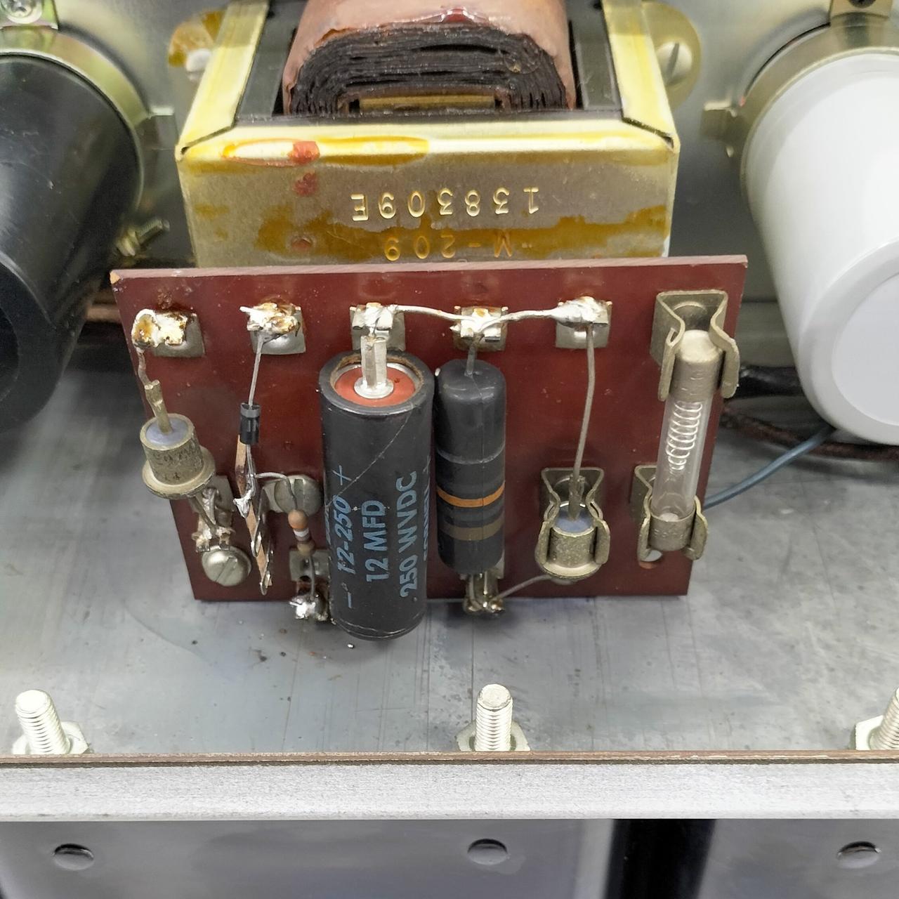 整流ダイオード交換済みです。