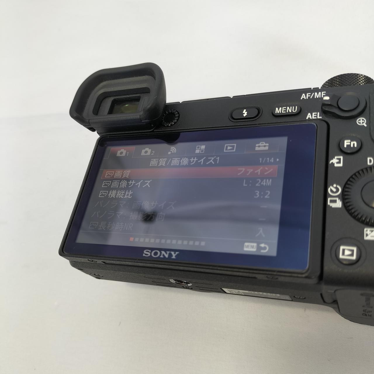 【シャッター数1558回・美品】 SONY α6500+純正専用ボディーケース Amazon.co.jp: SONY(ソニー) α6500専用ボディケース LCS-EBG