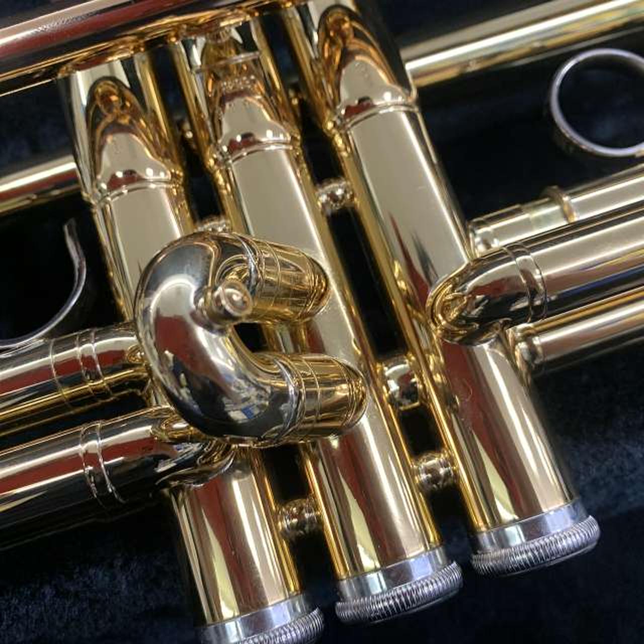 【ジャンク扱い】YAMAHA トランペット YTR2330　未メンテナンス ジャンク扱い】YAMAHA トランペット YTR2330 未メンテナンス ジャンク