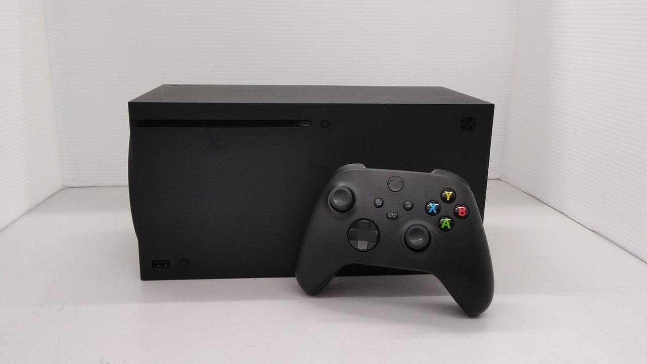 Microsoft マイクロソフト/XBOXSeriesX1TB SSD/RRT-00015/045233232717/ゲーム機/Bランク/88【中古】 Xbox 【あすつく、土日、祝日発送、店舗受取可】中古品【Bランク