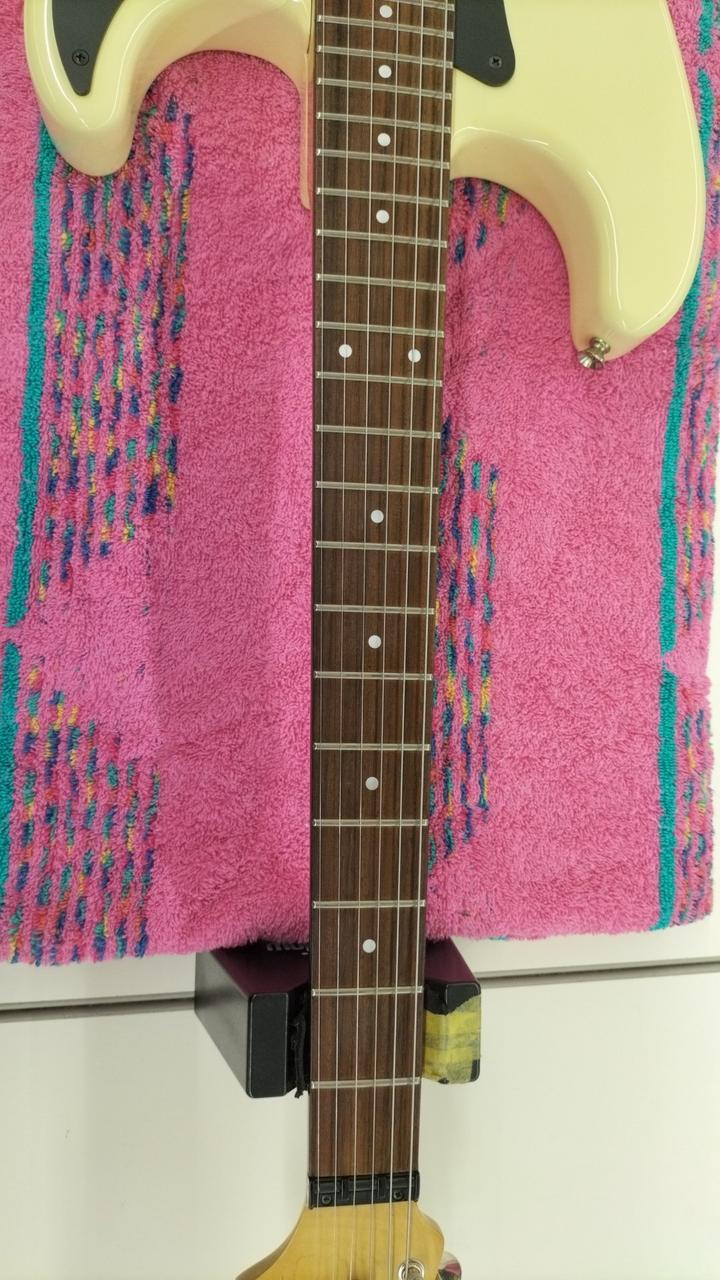 フェルナンデス(FERNANDES)|ストラト（サスティナー搭載