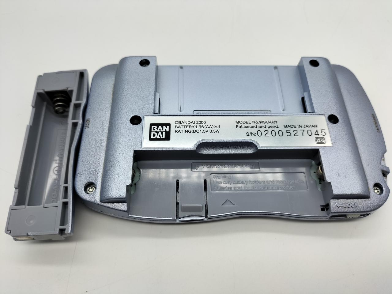 電池液漏れ痕あり、基板にダメージあり