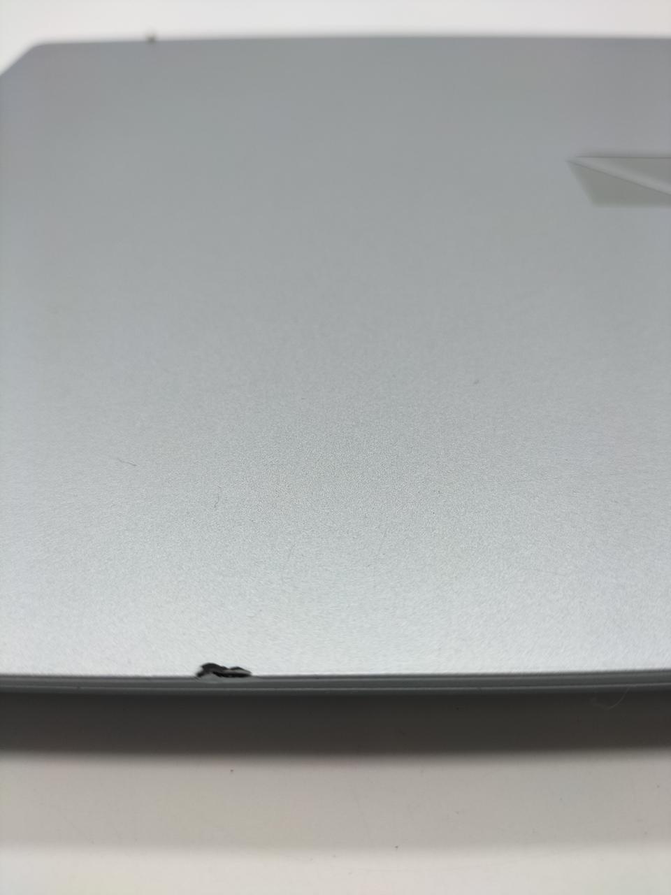 打痕キズヨゴレあり